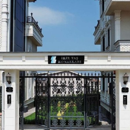 Yalova/Çiftlikköy İkiz Taş Konakları 1