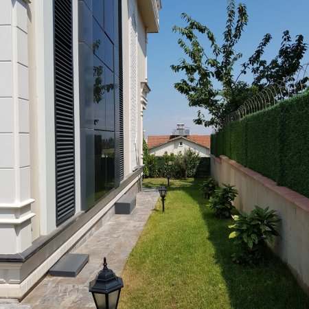 Yalova/Çiftlikköy İkiz Taş Konakları2