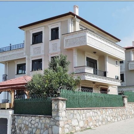 Yalova/Çiftlikköy İkiz Taş Konakları