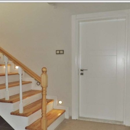 Yalova/Çiftlikköy İkiz Taş Konakları